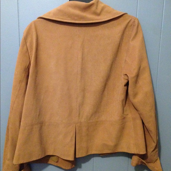 Leather jacket - Picture 3 of 3